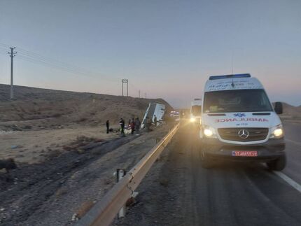 مجروح شدن ۲۶ تبعه خارجی در واژگونی یک دستگاه تویوتا در سیستان و بلوچستان