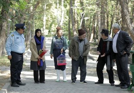 مجموعه تلویزیونی طنز ۹۰ قسمتی با بازی حمید لولایی