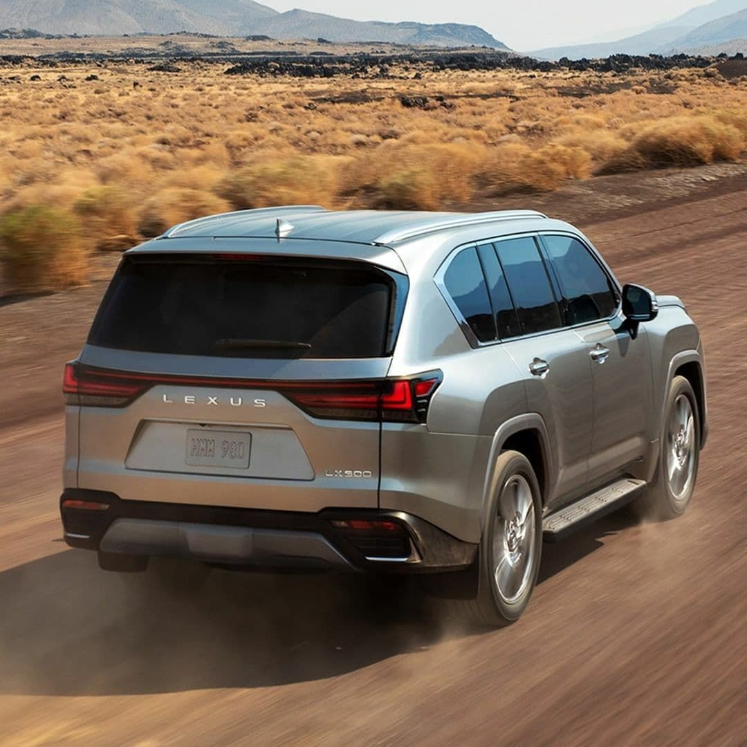 لکسوس ۲۰۲۲ LX 