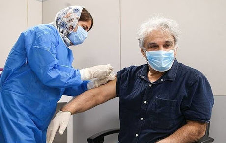 ۱۵ روز ذخیره واکسن داریم/روند واکسیناسیون هر روز بهتر می شود