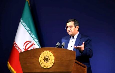 همتی: با وجود تمام فشارها وضعیت اقتصادی باثبات است