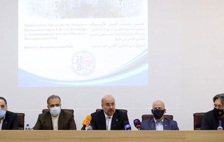 نهضتی جهانی برای کاستن از توان آمریکا شکل گرفته است