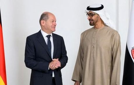 سفر صدراعظم آلمان به امارات با امضای قرارداد گاز مایع همراه بود