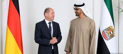 سفر صدراعظم آلمان به امارات با امضای قرارداد گاز مایع همراه بود