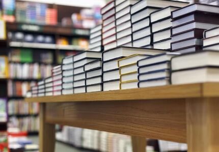 کتابفروشی قدیمی تهران تعطیل شد