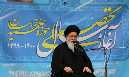 علم الهدی: درس برای طلاب از معیشت مهم تر است