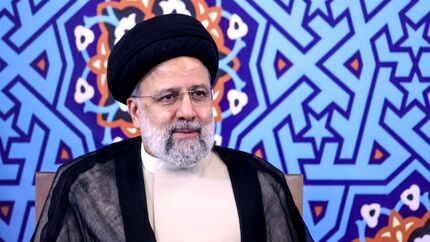 رییسی در پیام تبریک عید فطر: بهره گرفتن از حمایت عمومی مردم جهان با مردم غزه در راهپیمایی روز قدس برای توقف حملات صهیونیست‌ها
