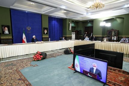 ایام انتخابات همه به خانم‌ها احترام می‌گذارند / خدا نگذرد از آنان که نگذاشتند روابط ما با برخی همسایگان بهبود یابد / حمله به مراکز دیپلماتیک، کودکانه و احمقانه بود