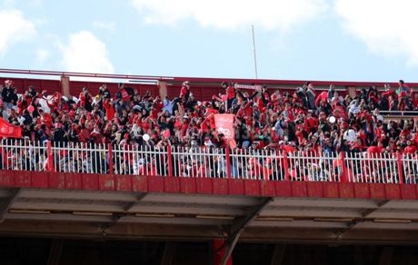 تراکتور در خانه گل باران شد