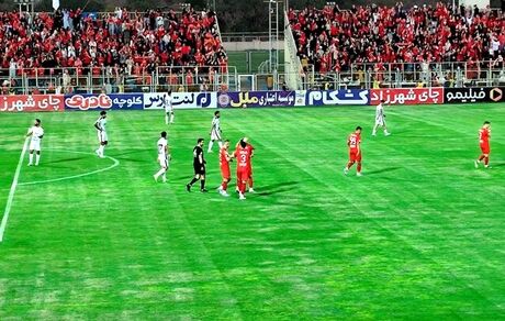 تماشاگران تراکتور محروم شدند