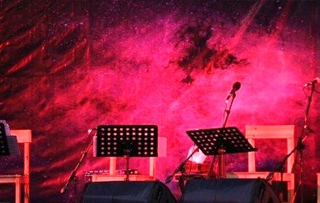 از آرش و مسیح تا رضا بهرام؛ حضور پُر رنگ خوانندگان پاپ در جشنواره فجر