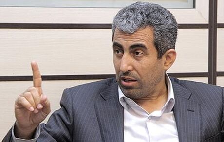 انتقاد از حضور کمرنگ نمایندگان در دانشگاه‌ها/ اولین کار برگرداندن آرامش به دانشگاه است
