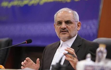 حاجی میرزایی: سال تحصیلی جدید با تاکید بر اصل سلامتی دانش‌آموزان آغاز شد