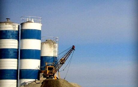 آلودگی هوا، معادن کارخانه سیمان تهران را تعطیل کرد