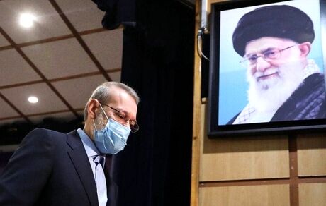 لاریجانی رای خود در ساری به صندوق انداخت / آملی لاریجانی هم رای داد