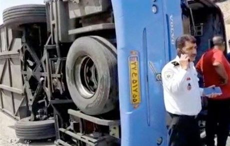 اتوبوس مسافربری در قزوین واژگون شد / ۲۷ نفر کشته و مصدوم شدند