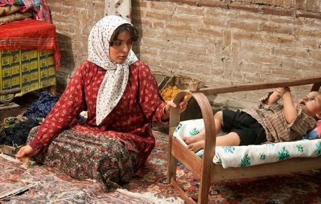 آیا اشتباه رحمان ۱۴۰۰ در فیلم خانه پدری تکرار شده است؟