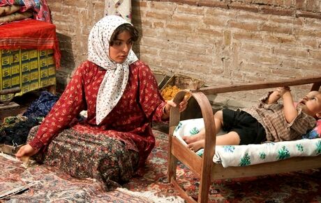 آیا اشتباه رحمان ۱۴۰۰ در فیلم خانه پدری تکرار شده است؟