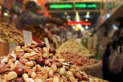 هیچ کمبودی در تأمین آجیل شب عید نداریم