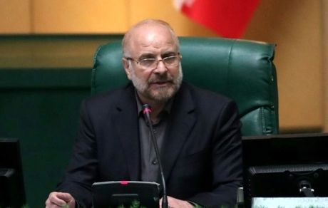 قالیباف: شهدای موتلفه در دوران ظلمت درخشیدند