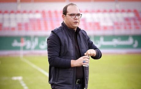 سرمربی ذوب آهن از بیمارستان مرخص شد