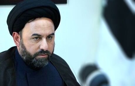 رییس کمیته عمران شورای شهر: پله‌های برقی از سطح تهران جمع شوند!