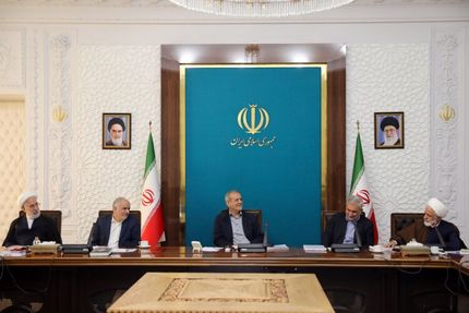 رئیس جمهور، بجای گسترده‌کردن ماموریت‌های دستگاه‌ها، بهتر است اولویت بندی کنیم