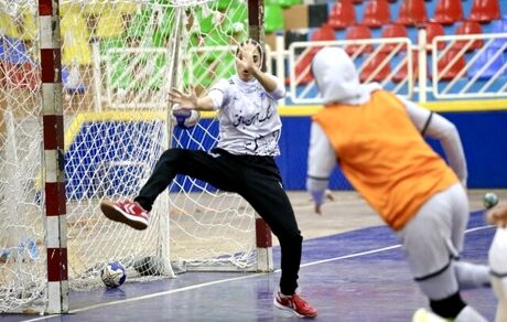 سنگ آهن بافق قهرمان لیگ برتر هندبال زنان شد