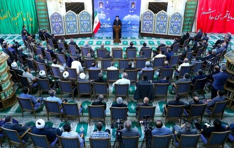 دولت مردمی با الگو گرفتن از مرام ایثارگران با قدرت در مسیر تحقق پیشرفت و عدالت گام برخواهد داشت