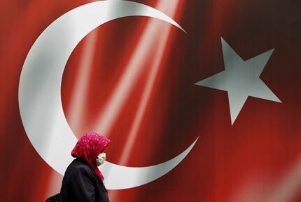 خبرنگار ترک بدلیل گفتن ضرب‌المثل طعنه آمیز علیه اردوغان بازداشت شد