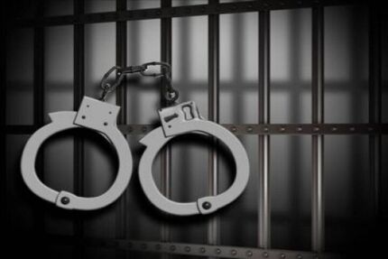 یک کارمند دیگر شهرداری بندرامام دستگیر شد