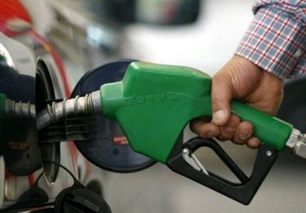 تکذیب گران شدن بنزین