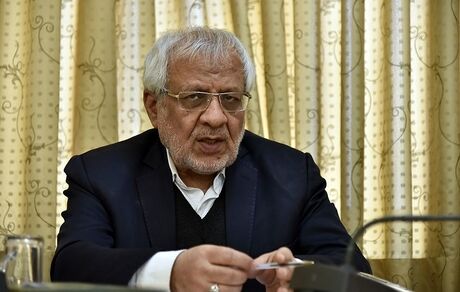 بادامچیان: لگد آمریکایی ها به میز مذاکره از اکنون صدایش درآمده است