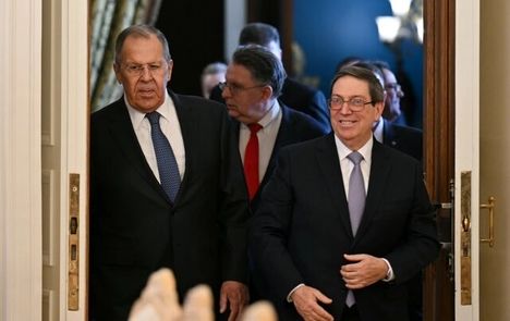 روسیه خواستار پایان محاصره نظامی کوبا توسط آمریکا شد