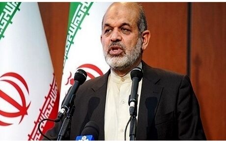 وزیر کشور: حمله ریزپرنده به یک مرکز نظامی در اصفهان را تایید نمی‌کنیم