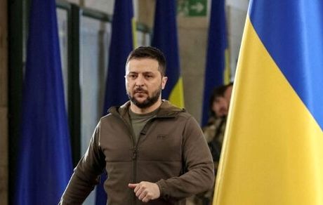 انتقاد زلنسکی از پذیرش گردشگران روس از سوی ترکیه