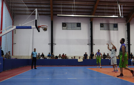پایان مسابقات بسکتبال ۳ به ۳ استان آذربایجان‌غربی در دو بخش آقایان و بانوان