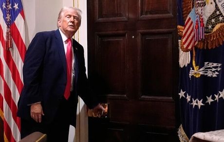 آمریکا، درخواست‌های مهاجرتی شهروندان ۱۹ کشور غیراروپایی را متوقف کرد