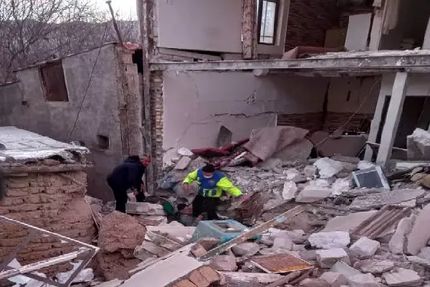 انفجار گاز در اهواز / ۶ نفر از آوار خارج شدند
