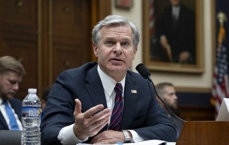 مدیر FBI استعفا کرد