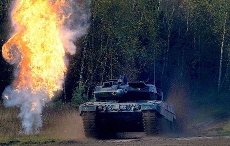 اوکراین: در مرحله نخست صدها تانک از ۱۲ کشور غربی تحویل می‌گیریم