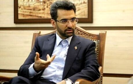انتقاد وزیر سابق ارتباطات از مصوبه تغییر ندادن ساعت