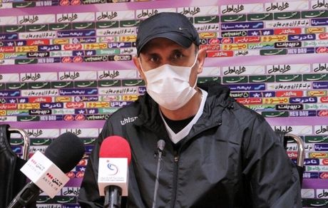 گل‌محمدی: باید از قهرمانی‌مان در لیگ دفاع کنیم