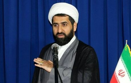 ادعای توئیتری یک امام جمعه: نگاه ها را به روحانیت آپدیت کردیم/ الحمدالله ثبت نام مجلس تمام شد، خیال همه راحت!