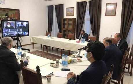 تاکید ایران و روسیه بر همکاری مشترک در زمینه تولید خودرو،هواپیما، بالگرد و کشتی‌سازی