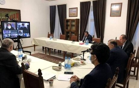 تاکید ایران و روسیه بر همکاری مشترک در زمینه تولید خودرو،هواپیما، بالگرد و کشتی‌سازی