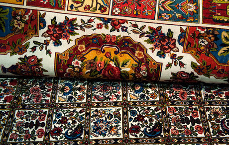 فرش دستباف؛ صنعتی اشتغالزا و ارز آور برای کشور
