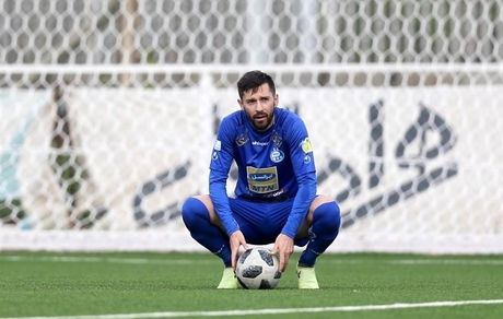 مدیران استقلال به دنبال رضایت هروویه میلیچ