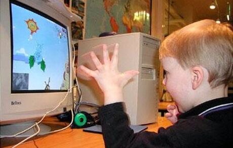 پژوهشگران: بازی‌های رایانه‌ای برای کودکان و نوجوانان مبتلا به سرطان مفید است