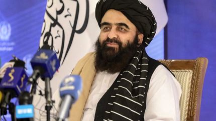 بزودی قانون اساسی افغانستان ارائه خواهدشد / واکنش طالبان به اعلامیه اعضای دولت سابق